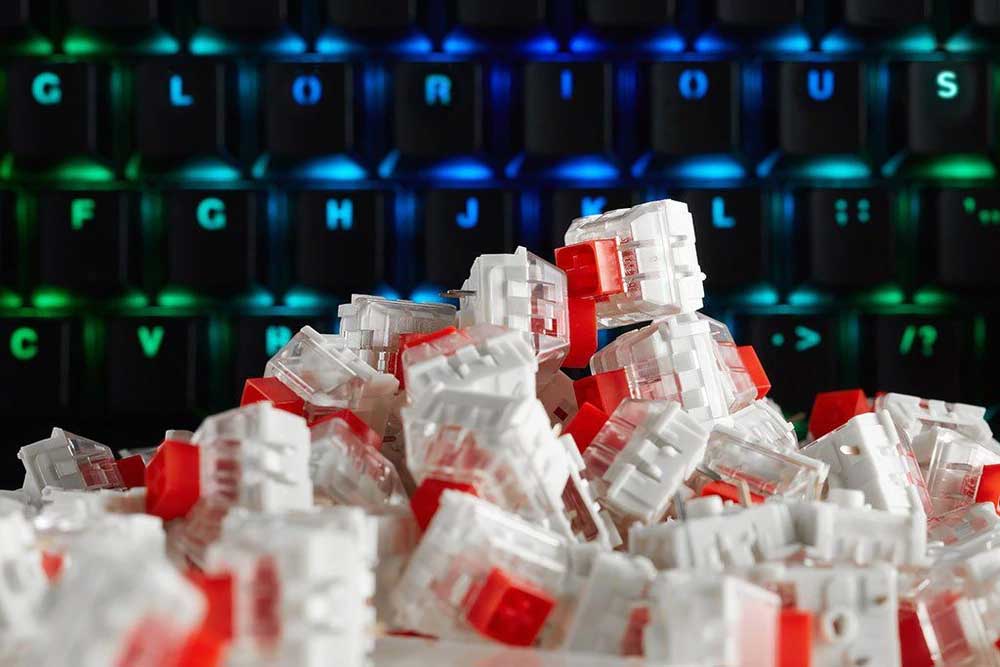 جلوريوس, مفاتيح لوحة مفاتيح الألعاب الميكانيكية 120 حبة - أحمر